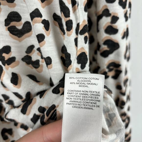 Lucky Brand Long Sleeve Leopard Print Top - Picture 8 of 9